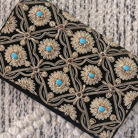 Beaded clutch - Picture 2 of 4